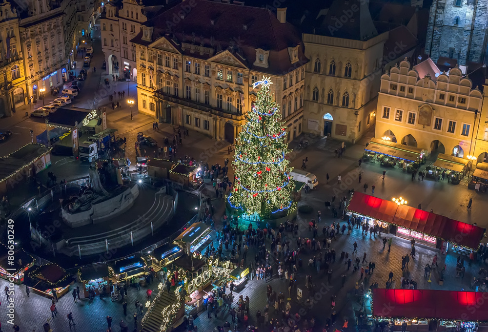 Naklejka premium Old Town (Staromestska) square, Prague, Czech Republic, December
