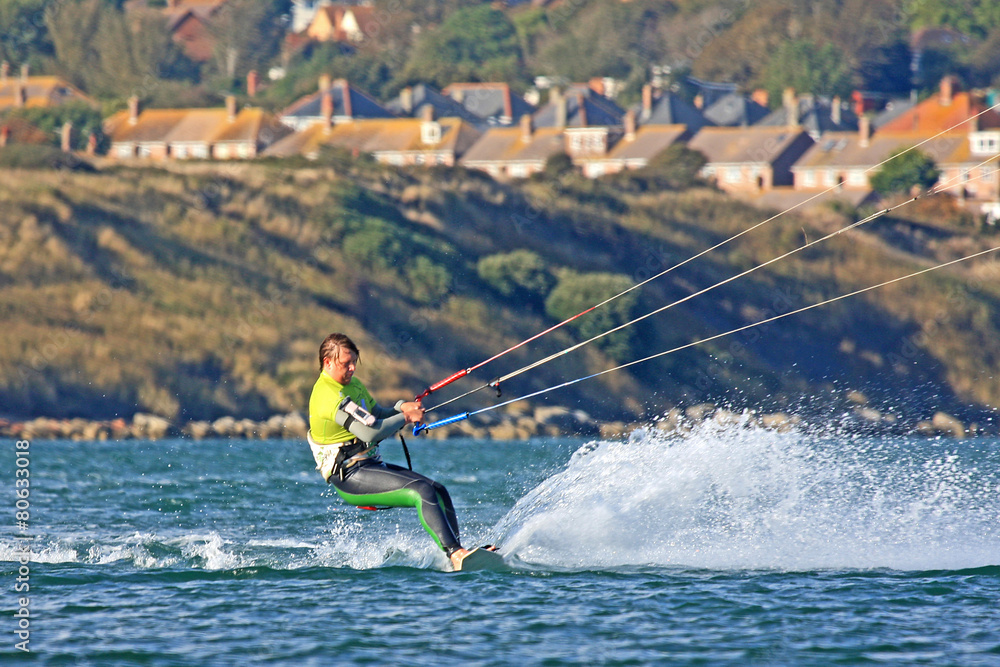 Obraz premium kitesurfer in Portland Harbour