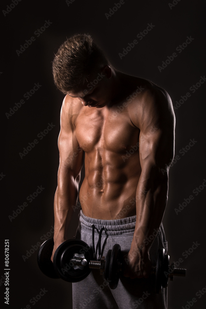 muscle bodybuilder hpéding weights muscle bodybuilder hpéding weights