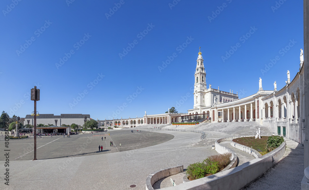 Basilica of Nossa Senhora do Rosario and square