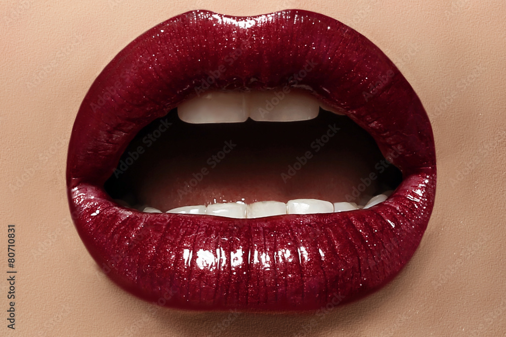 Fototapeta premium sexy female lips with perfect makeup