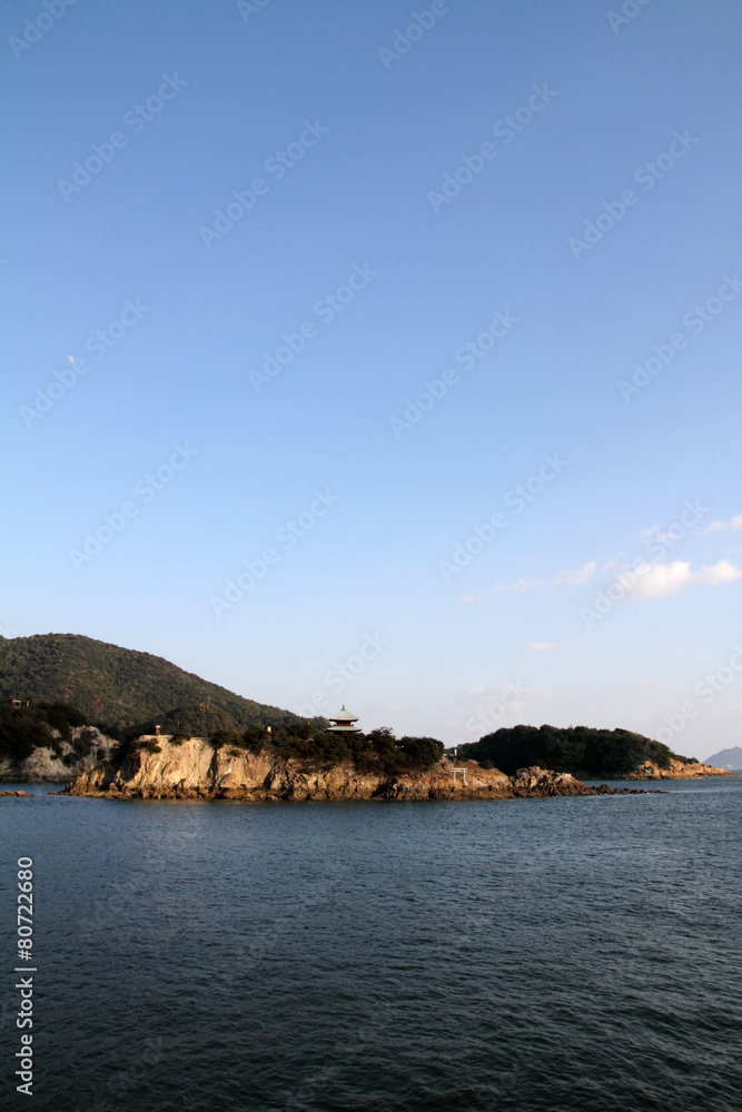 鞆の浦　仙酔島と弁天島