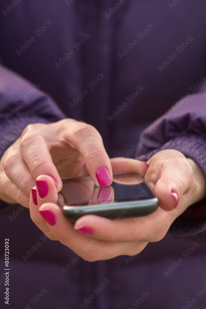 Texting addiction. Texting addiction.