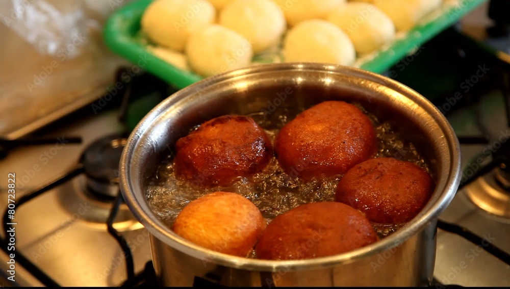 The dough for pies fry Olii. HD video The dough for pies fry Olii. HD video