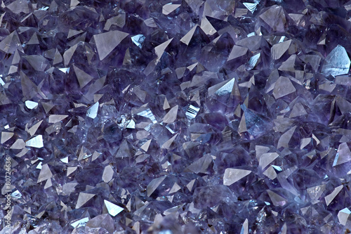 Amethyst crystals © johannes