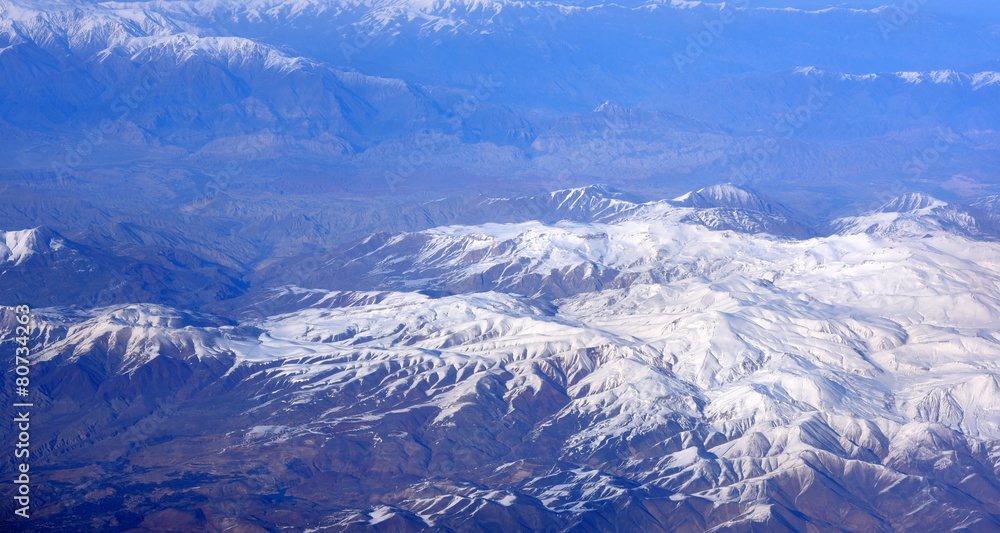 Obraz premium survol du massif montagneux de zagros