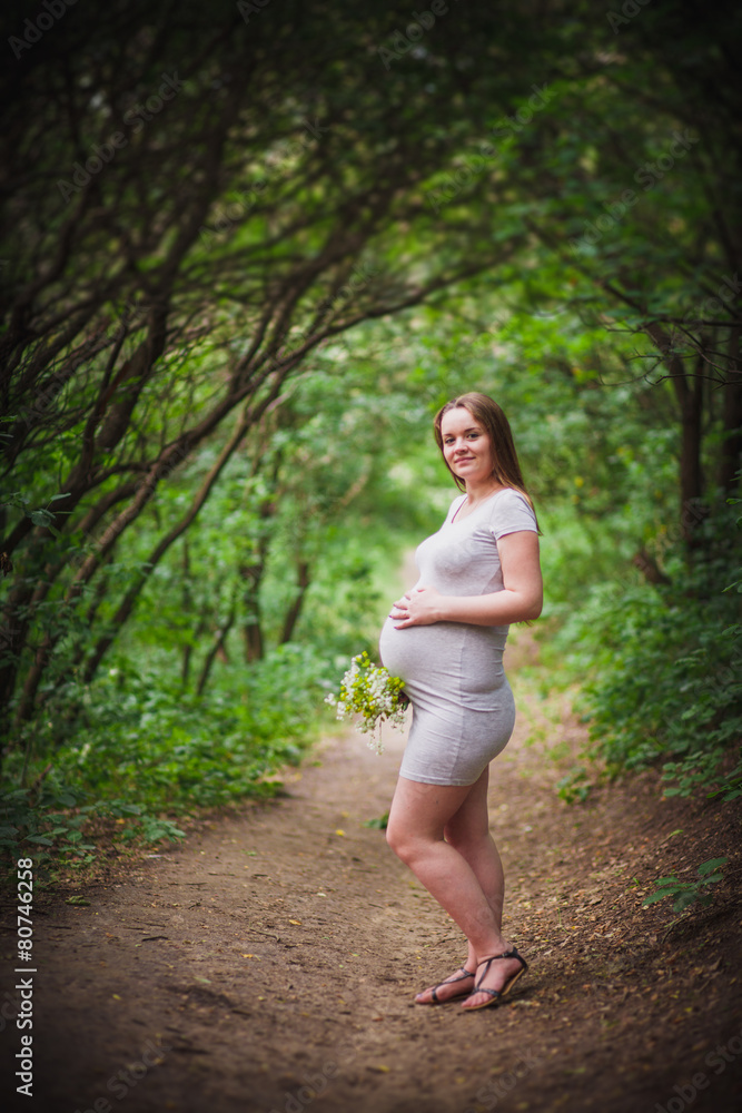 pregnant pregnant