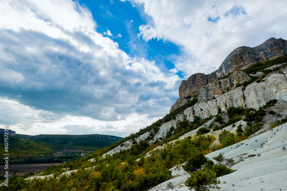 Obraz premium Rocks in valley.