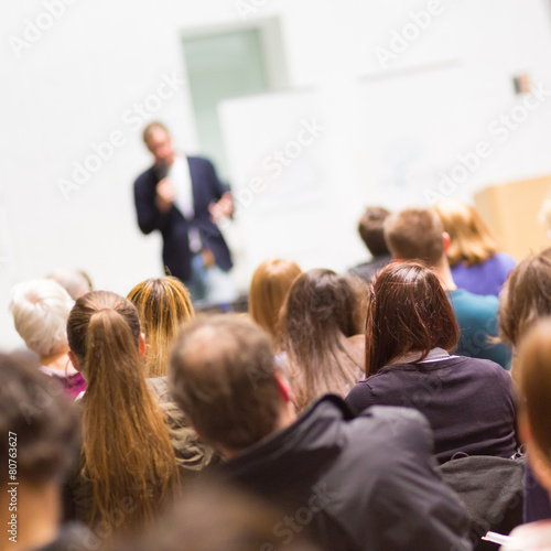 Audience in the lecture hall. © kasto