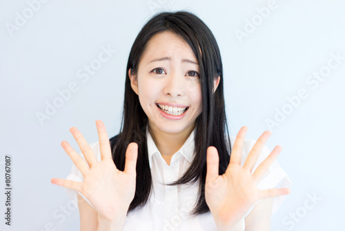 Foto 嫌がる女性