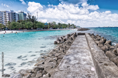 Fototapeta Naklejka Na Ścianę i Meble -  MALE', MALDIVES - MARCH 7, 2015: Locals and tourists relax on ci