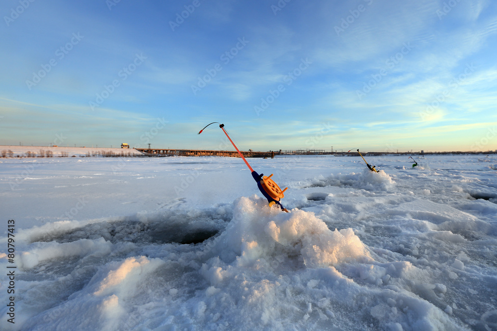 Fototapeta premium fishing rod about wells