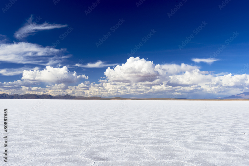 乾季ののウユニ塩湖 Stock 사진 Adobe Stock