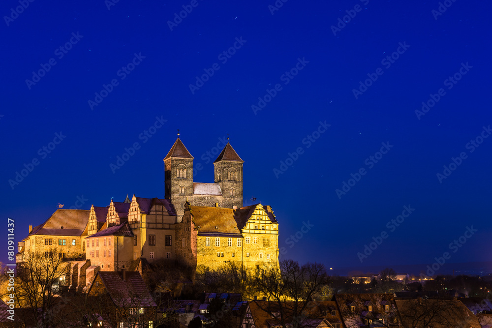 Schloss Quedlinburg in der Abenddämmerung