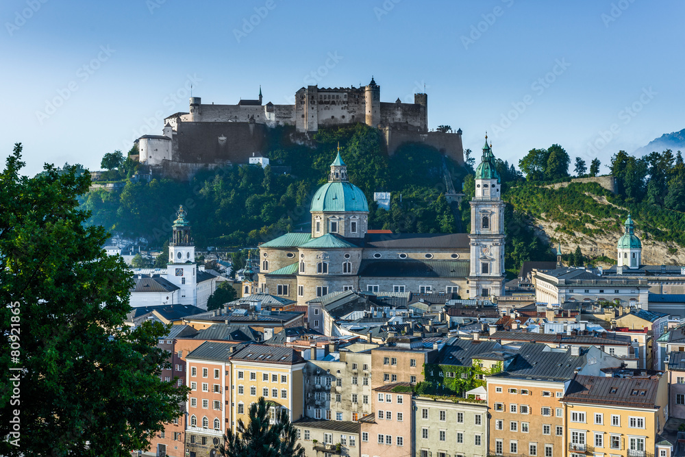 Obraz premium Hohensalzburg Castle (Festung Hohensalzburg) in Salzburg, Austri