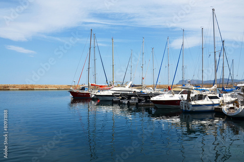 The sea mooring with yachts © nikavera