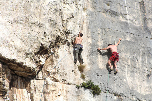 Climbing (Calanques de Marseille)