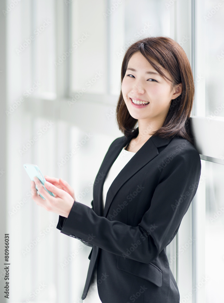スマートフォン・ビジネスウーマン