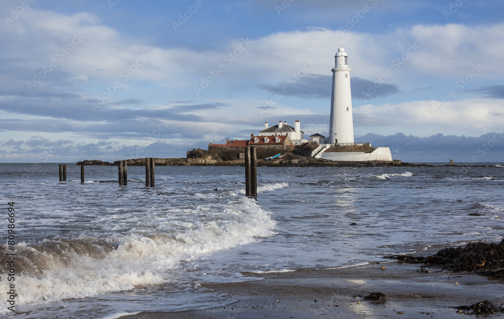 Fototapeta premium St Marys Island and Lighthouse. Whitley Bay.