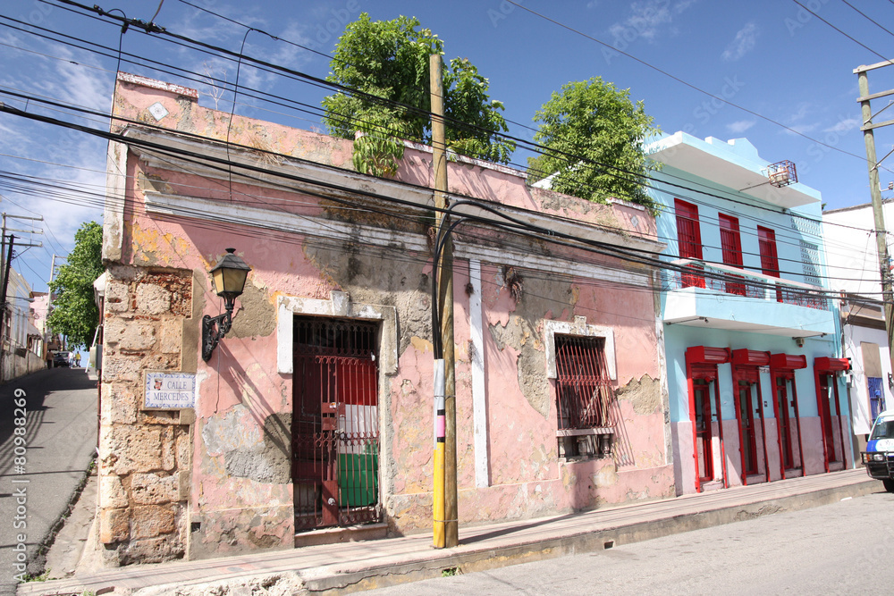 République Dominicaine - Saint Domingue, maison bariolées