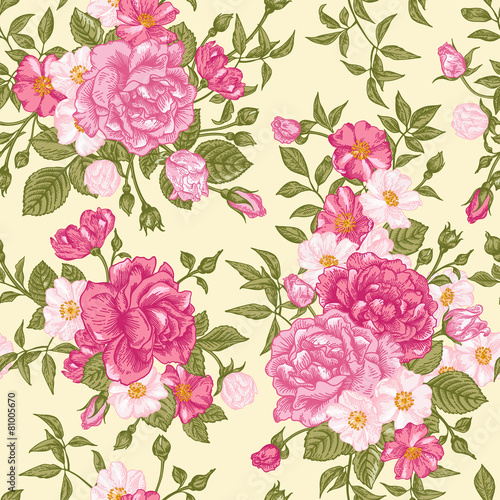 Romantic seamless pattern with pink roses on a light background © Lisla