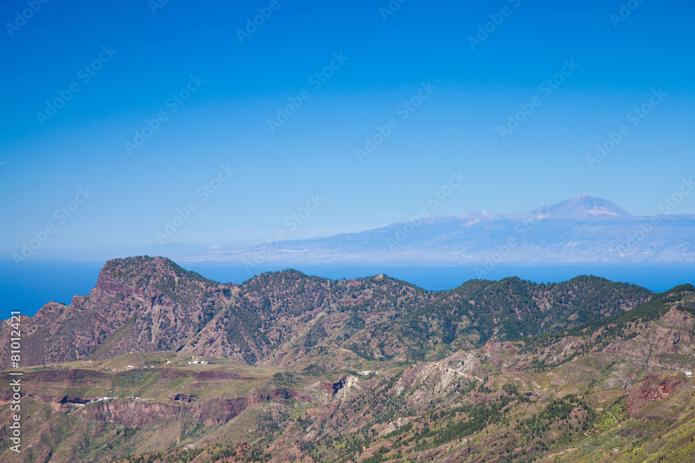 Gran Canaria, view from Cruz de Tejeda towards Tenerife