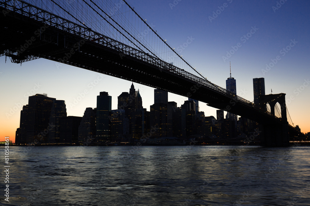 Fototapeta premium New York City Manhattan Brooklyn Bridge skyline