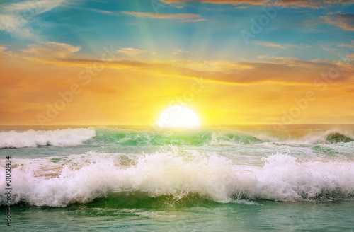 Fantastic sunrise on the ocean © alinamd