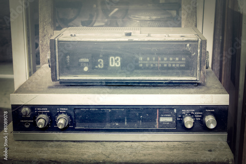 old vintage radio,retro technology