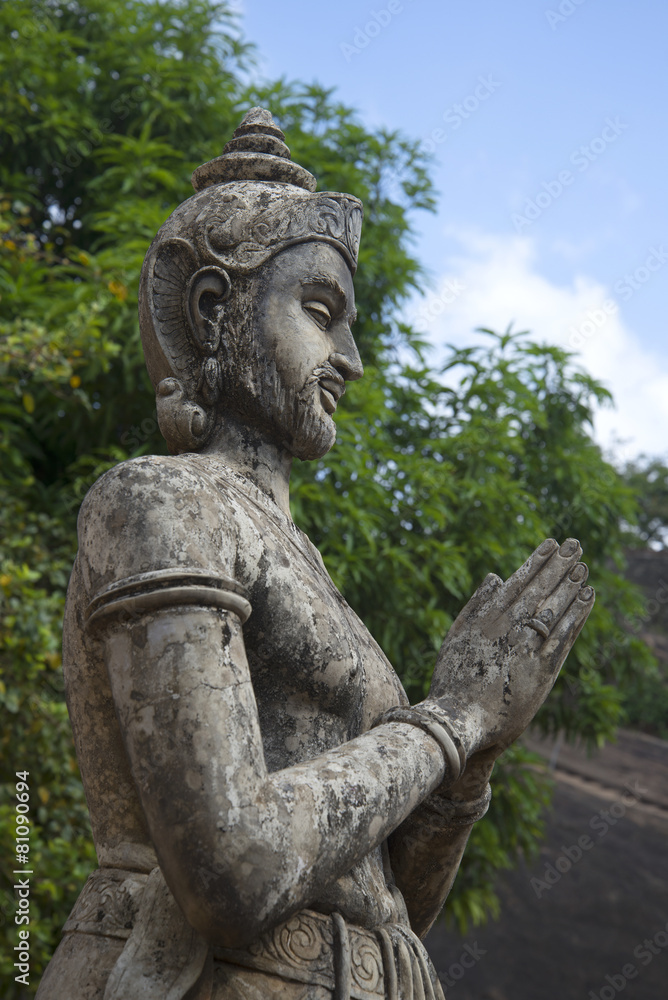 Скульптура короля Деванампиятисса  Михинтале, Шри-Ланка