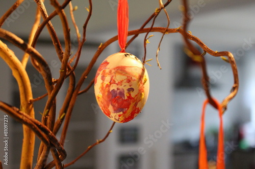 osterei am osterbaum