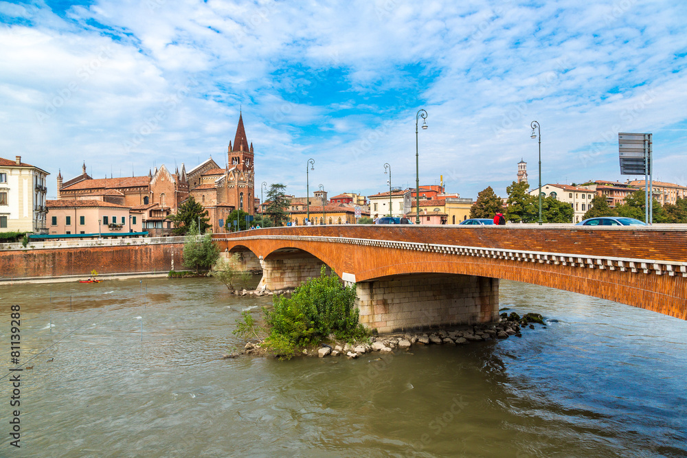 Naklejka premium Cityscape of Verona, Italy
