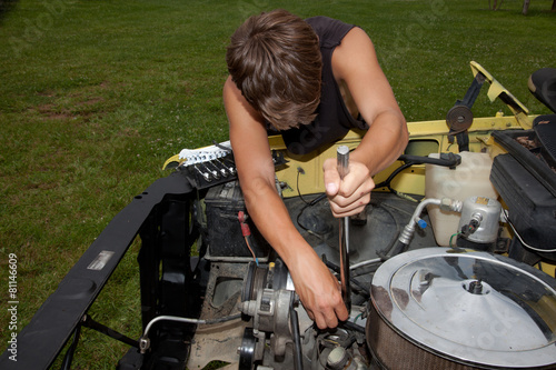 Wallpaper Mural Teenage Mechanic Torontodigital.ca