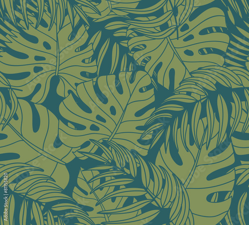 Beautiful seamless tropical jungle floral pattern background