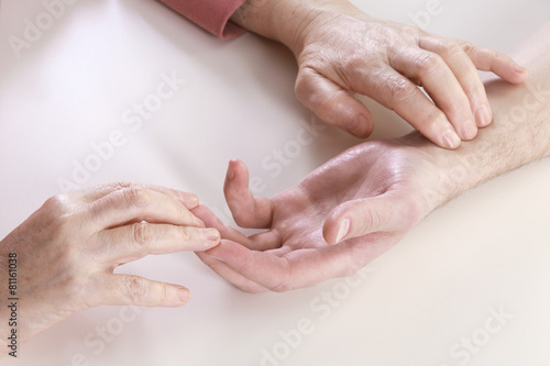 hands of the masseur