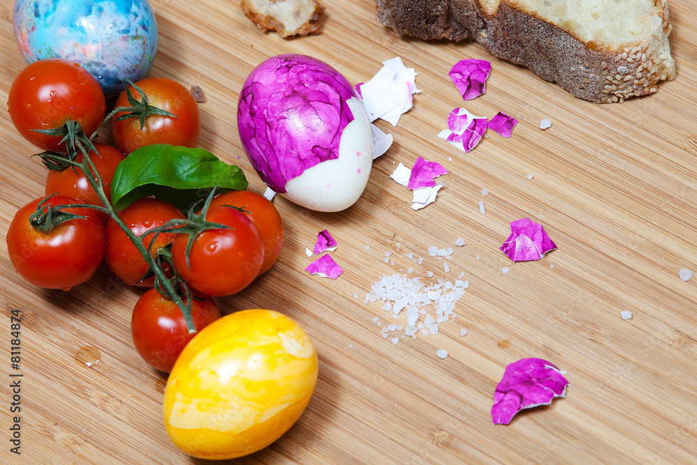 Egg, bread, tomato, wooden board, organic