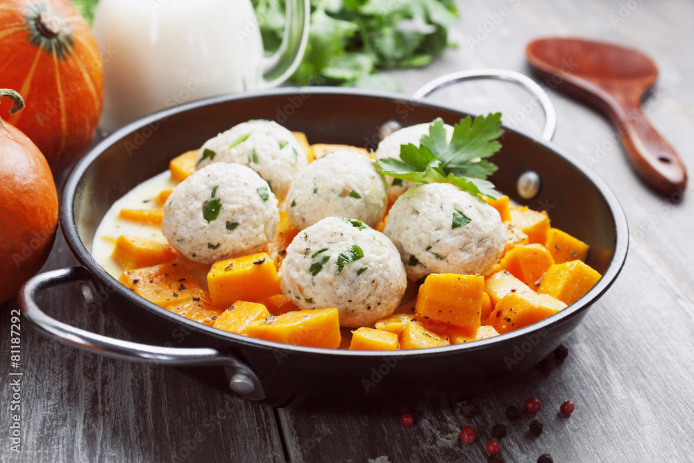 Baked pumpkin and chicken meatballs