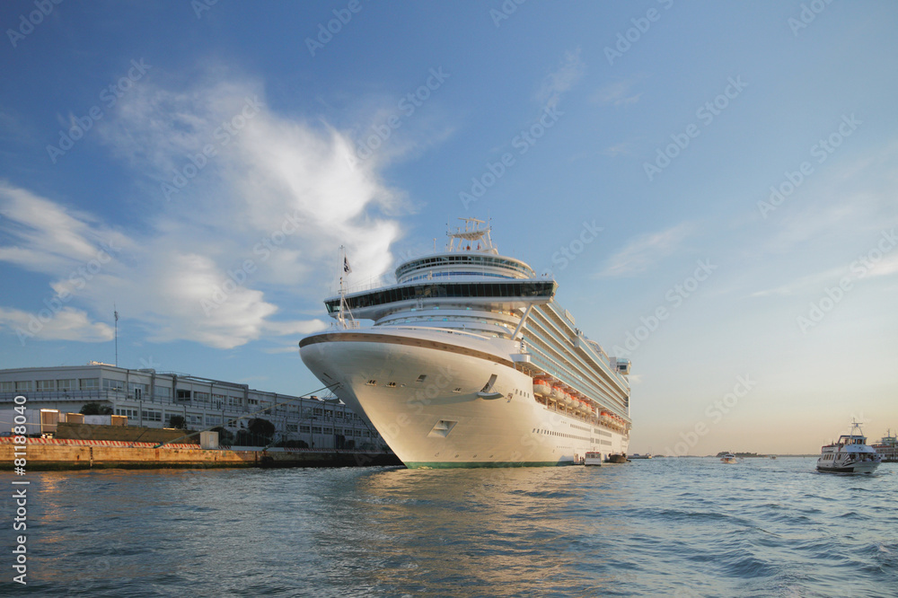 Cruise liner. Venezia, Italy