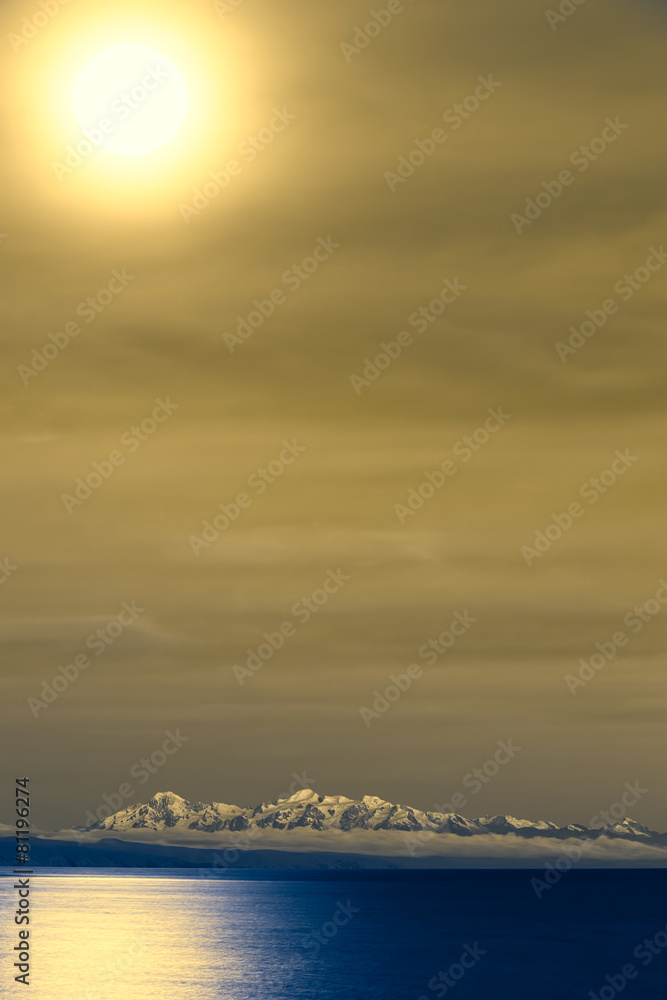 Fototapeta premium Lake Titicaca and the Andes in Bolivia