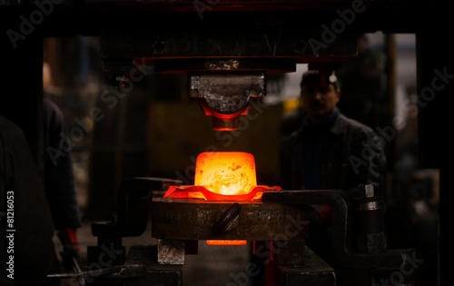 Canvas Print Hot iron in smeltery