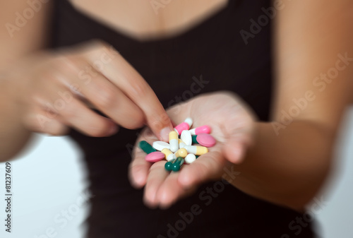 Tableau sur toile handfull of pills