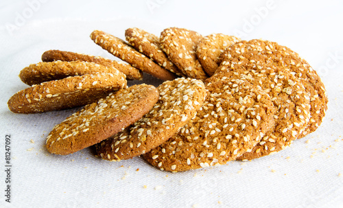 Oatmeal cookies with sesame seeds