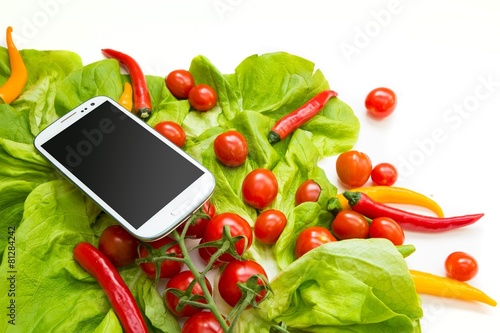 Gemüse und Smartphone