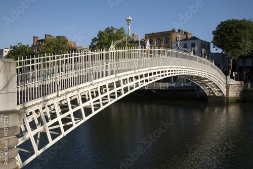 Ha'Penny Bridge and the River Liffey, Dublin