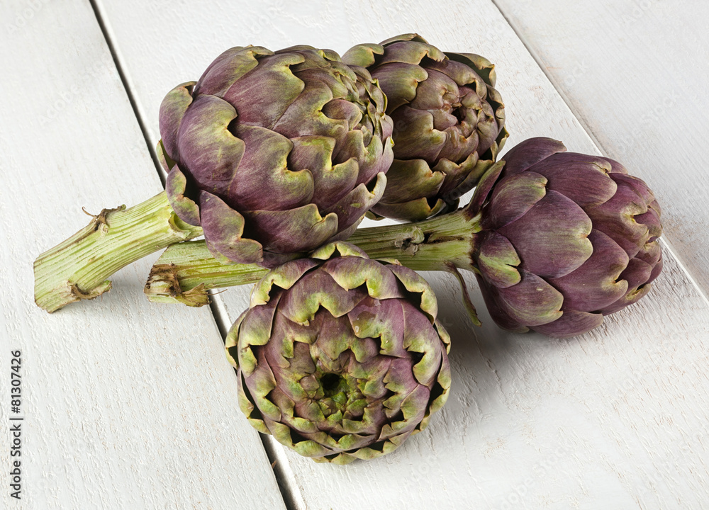 Obraz premium Biological artichokes