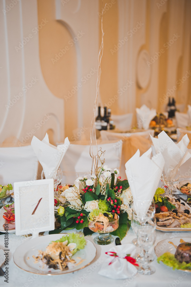 Fototapeta premium Table with dishes 2447.