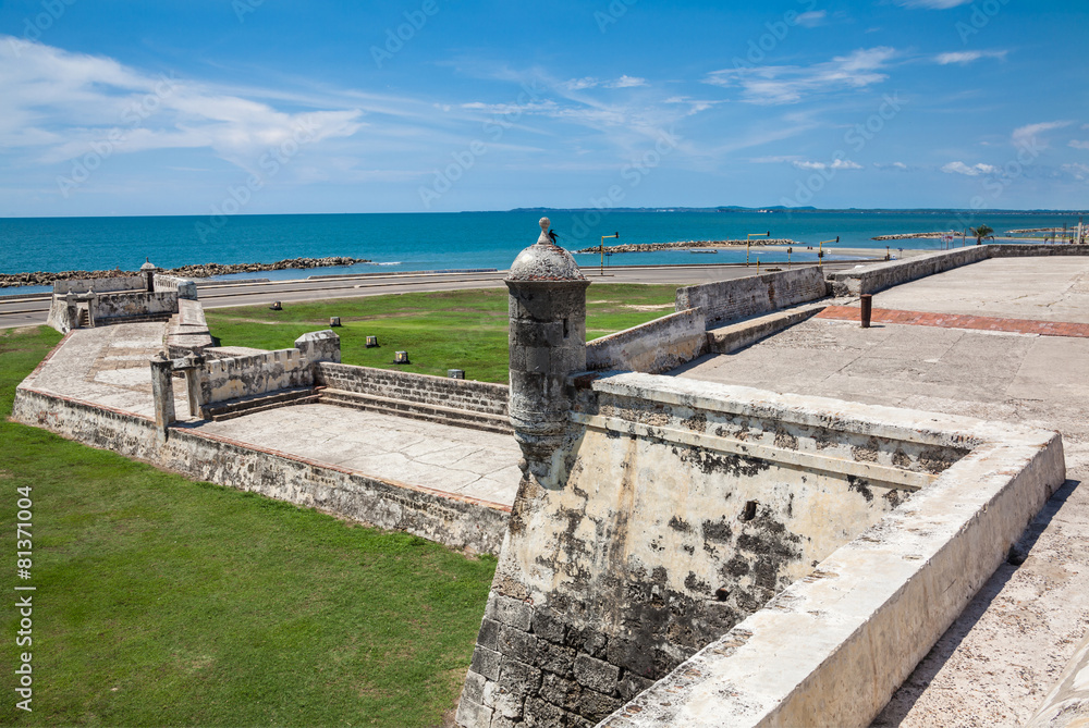 Espigón del Baluarte de Santa Catalina también llamado Espigón de la Tenaza en la muralla de Cartagena de Indias en Colombia
