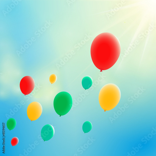Bunte Luftballons vor blauem Himmel