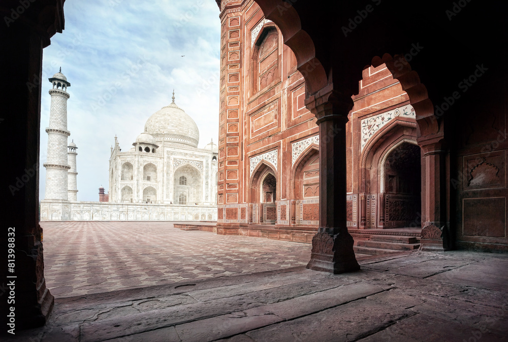Taj Mahal and mosque in India