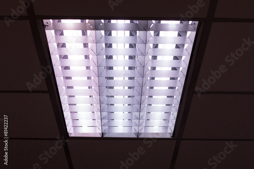 fluorescent lamp
